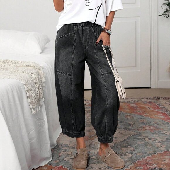 Black Casual Women's Pocket Tapered Loose Jeans - Picture 2 of 6